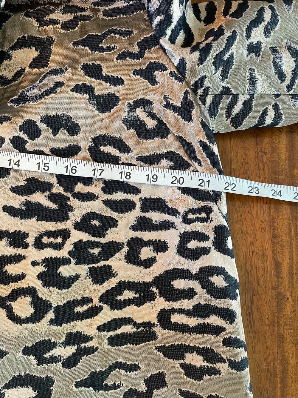 Chico's Leopard Print Jacquard Open
Topper Jacket Coat - Size O (Small 4/6) - Picture 8 of 9